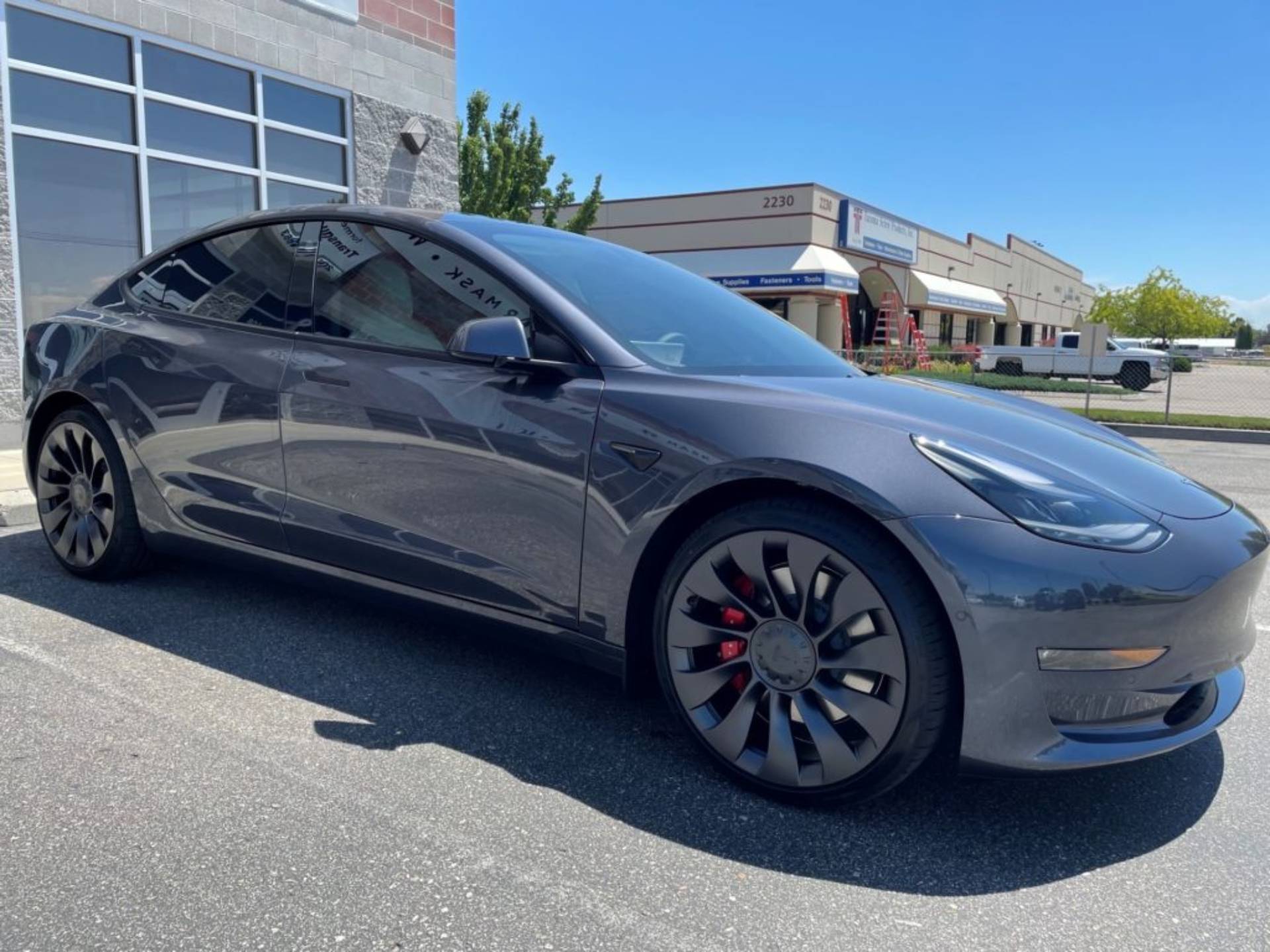 Tesla Model 3 Window Tint Problems_ Common Issues and Solutions (3)