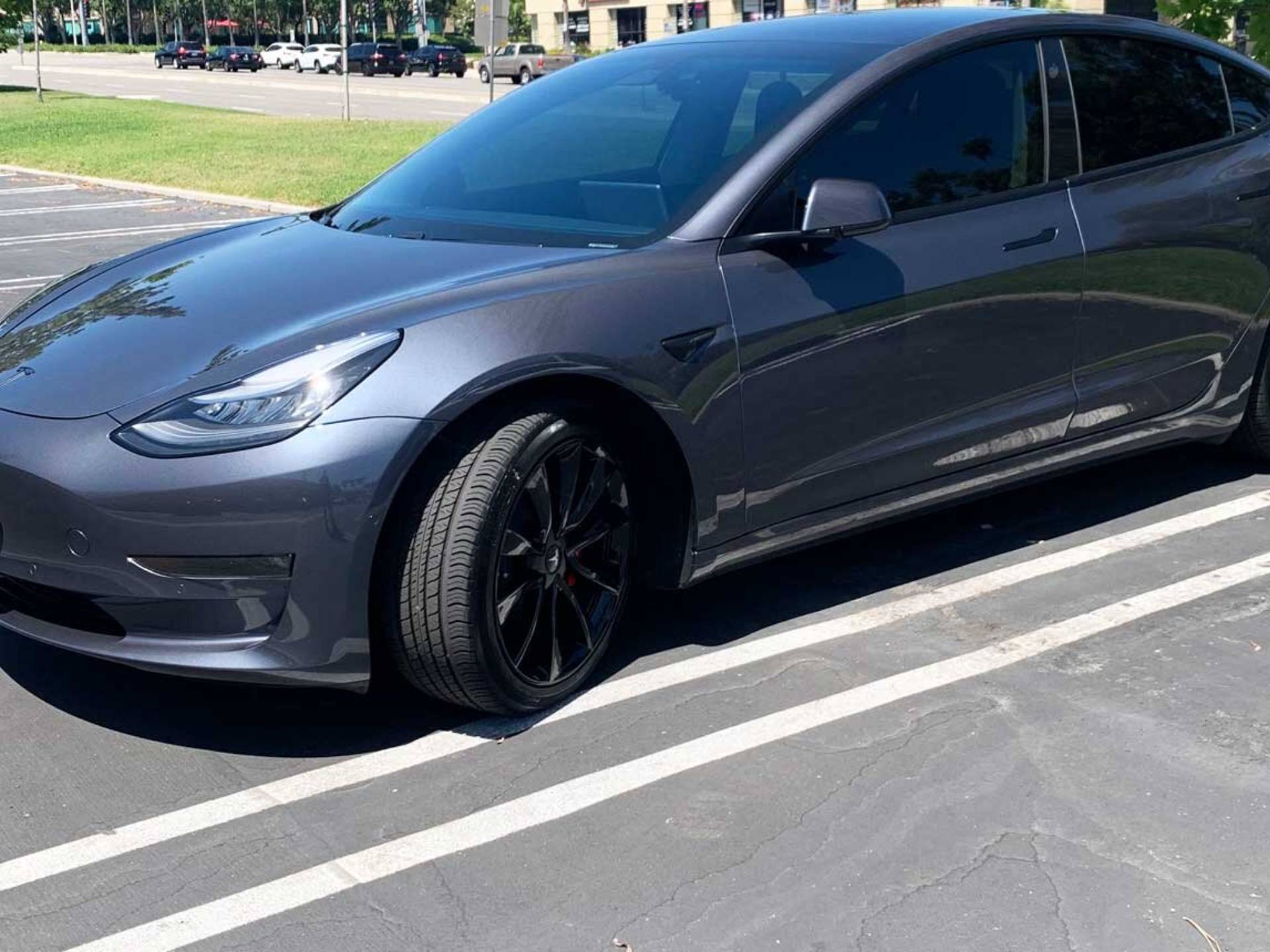 Why Tesla Model 3 Window Tint Problems and Solutions